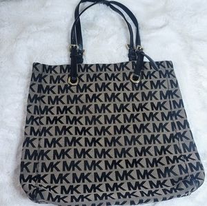 Michael Kors MK Print Bag
